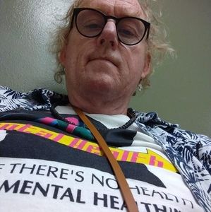 Meet your Posher, Everett